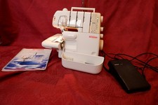 Bernina overlock 2500DCET