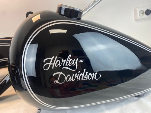 Harley davidson custom - davidson,