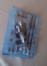 helicoptere en metal 1/100e neuf