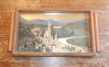 Tableau ou plateau avec relief