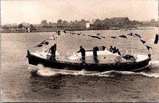 *63818 cpsm 50 Barfleur - le canot de sauvetage