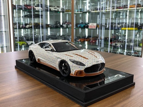 Aston martin db11 cyrus - martin,