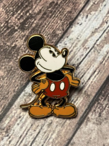 Pin vintage mickey - pin’s, signé