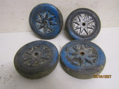 Lot roues voiture a - 4,