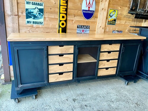 Buffet industriel sur - , 8