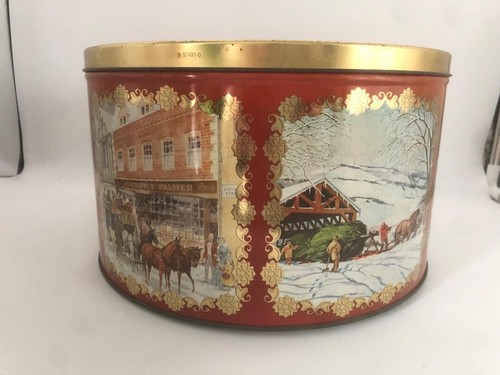 Grande boîte ancienne - , à