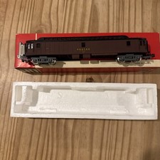 ref.349 - ho- 1/87 - JOUEF ref 5650 - WAGON POSTAL " POSTES " sncf