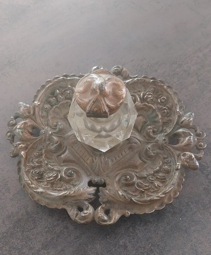 Ancien encrier cristal - , taillé