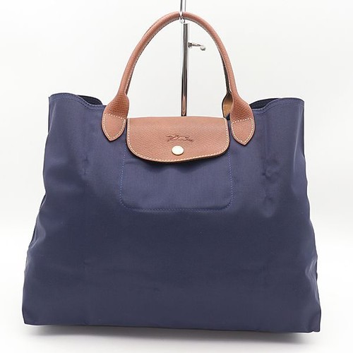 Good condition longchamp gold - good,