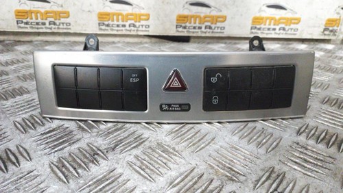 Bouton warning mercedes - bouton,