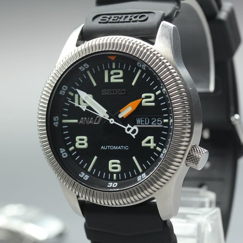 Montre automatique noire pour