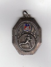 Broche sportive coupe de Paris 1939 / RUTN