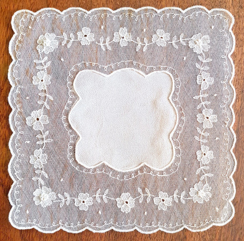 Napperon ancien tulle - napperon, -ancien