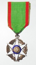MEDAILLE ORDRE DU MERITE