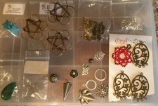 COLLECTION DE PENDENTIFS POUR