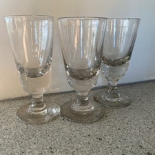 Lot de 3 Anciens Verres À