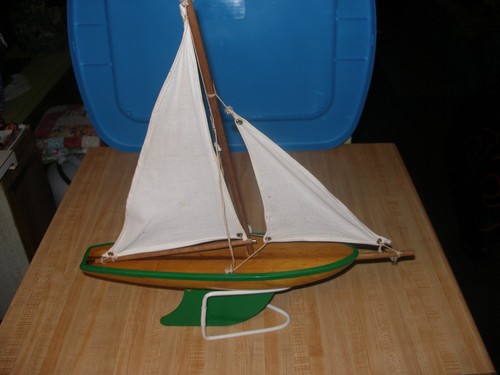 Vintage yacht wood - toy, pond