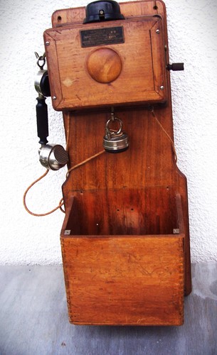 Telephone mural marty 1910 - telephone,