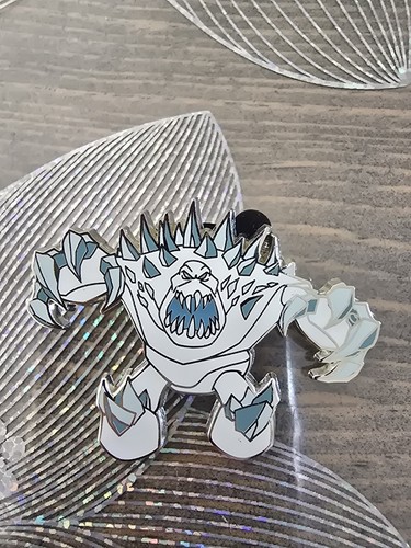 Pins disneyland paris - disneyland, lanyard