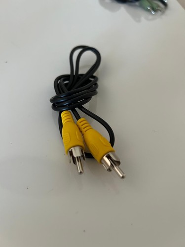 Single rca phono cable - 1-,