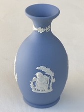Sublime PETIT VASE WEDGWOOD