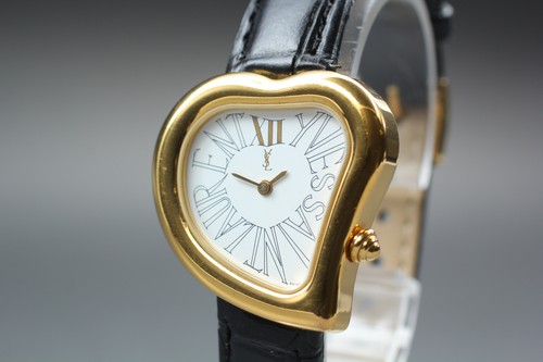 Presque comme neuve montre - comme, neuve]