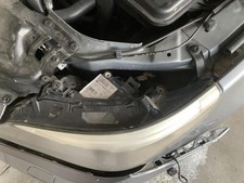 Optique avant principal gauche