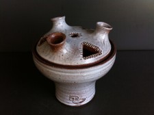 ANCIEN PIQUE FLEURS SOUCOUPE