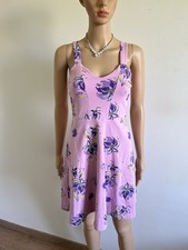 Robe rose neuve sans manches