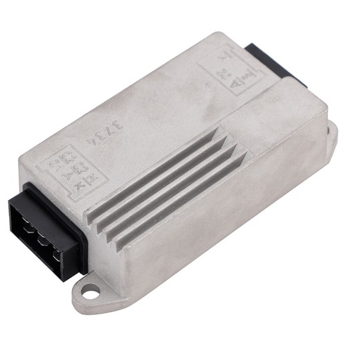 Régulateur tension 4 - +,
