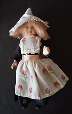 Poupée porcelaine vintage collection poupées du monde N° 15