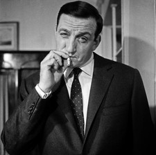 Photo portrait de Lino Ventura dans Les Tontons Flingueurs (80 x 80 cm)