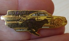 RARE TRES BEAU PIN'S VOITURE