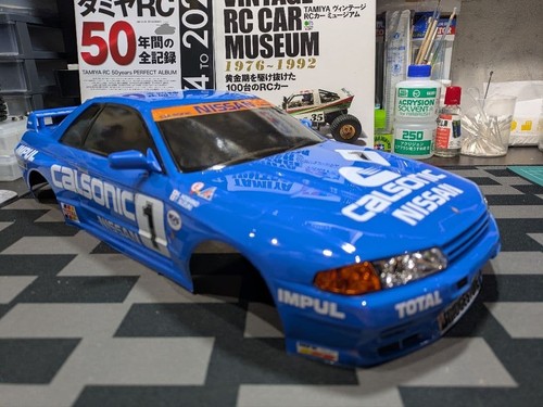 Tamiya calsonic skyline r32 - calsonic,