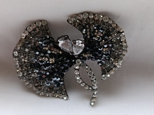 Cherry chau black grey clear - cherry,