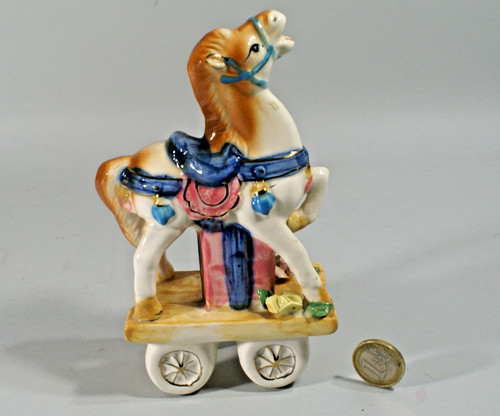 Vintage petit cheval sur - vintage,