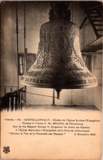 *70044 cpa 86 Chatellerault - Cloche de l'Eglise ...