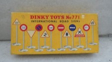 DINKY TOYS GB 771 PANNEAUX DE