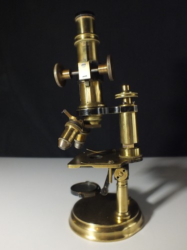Microscope ancien siècle - ancien,
