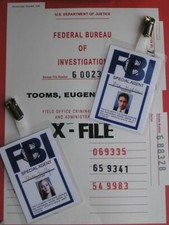 X-Files Badges identification Mulder et Scully X-Files FBI id card replica lot
