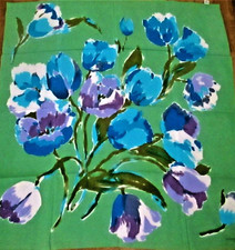 * JACQUES ESTEREL * FOULARD EN SOIE * TULIPES BRILLANTES SUR FOND VERT * NEUF