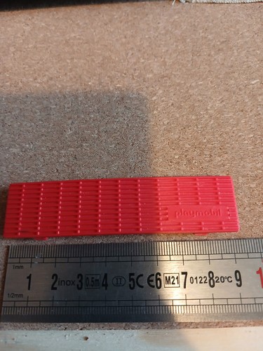Grille calandre avant rouge - ,