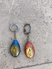 LOT 2 PORTE CLE VINTAGE TYPE BOURBON SANTÉ PIPEROL ASCARIS ANNEES 60/70 BE