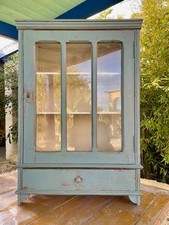 meuble vitrine ancien design art populaire provençal porte vitrée patine vintage