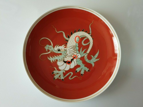Ancienne grande assiette - , en