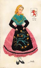 CPA FANTAISIE BRODÉE TENUE DANSE TRADITIONELLE LEON N°39 PAR IRAOLA