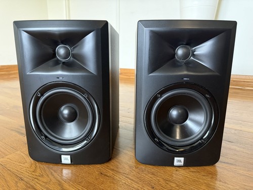 Used jbl lsr305 powered studio - jbl,