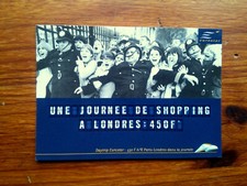 SHOPPING LONDON EUROSTAR bobbies stopping girls  carte postale postcard 