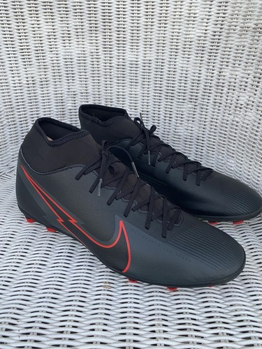 Crampons nike mercurial - crampons,