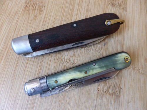 Lot anciens couteaux pliants